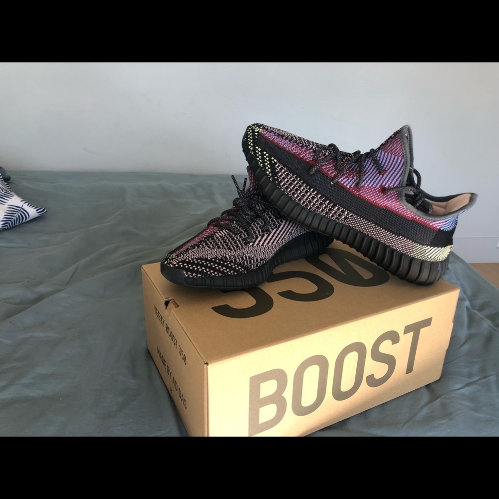 Yeezy 350 yecheil non reflective